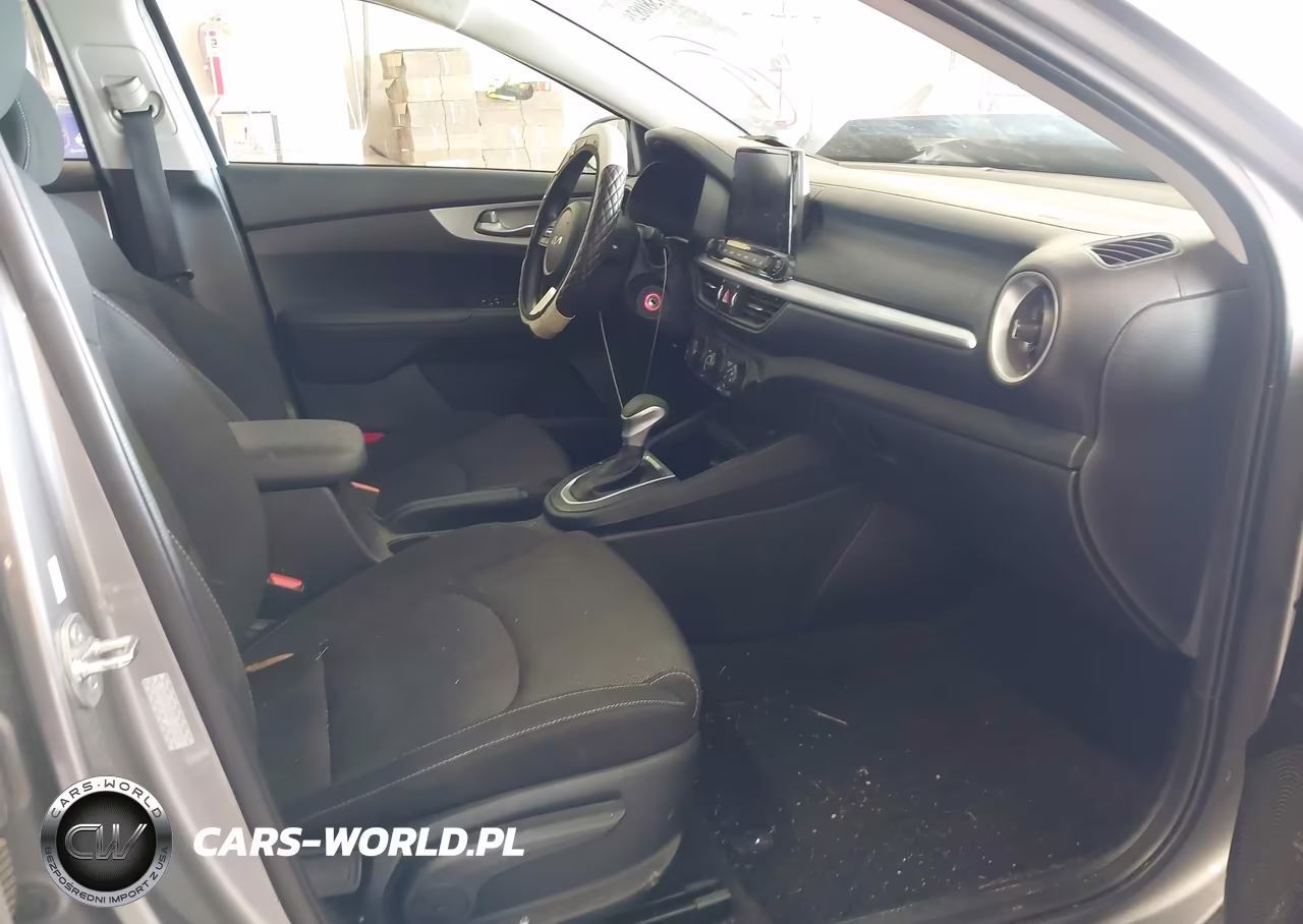 2024 Kia Forte Lxs VIN:3KPF24AD6RE825896 - 5