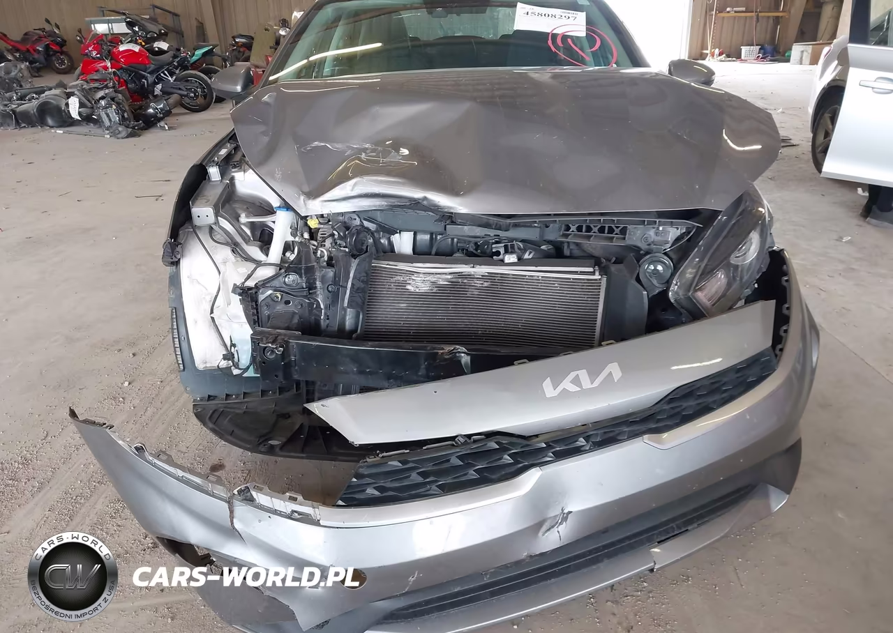 2024 Kia Forte Lxs VIN:3KPF24AD6RE825896 - 6