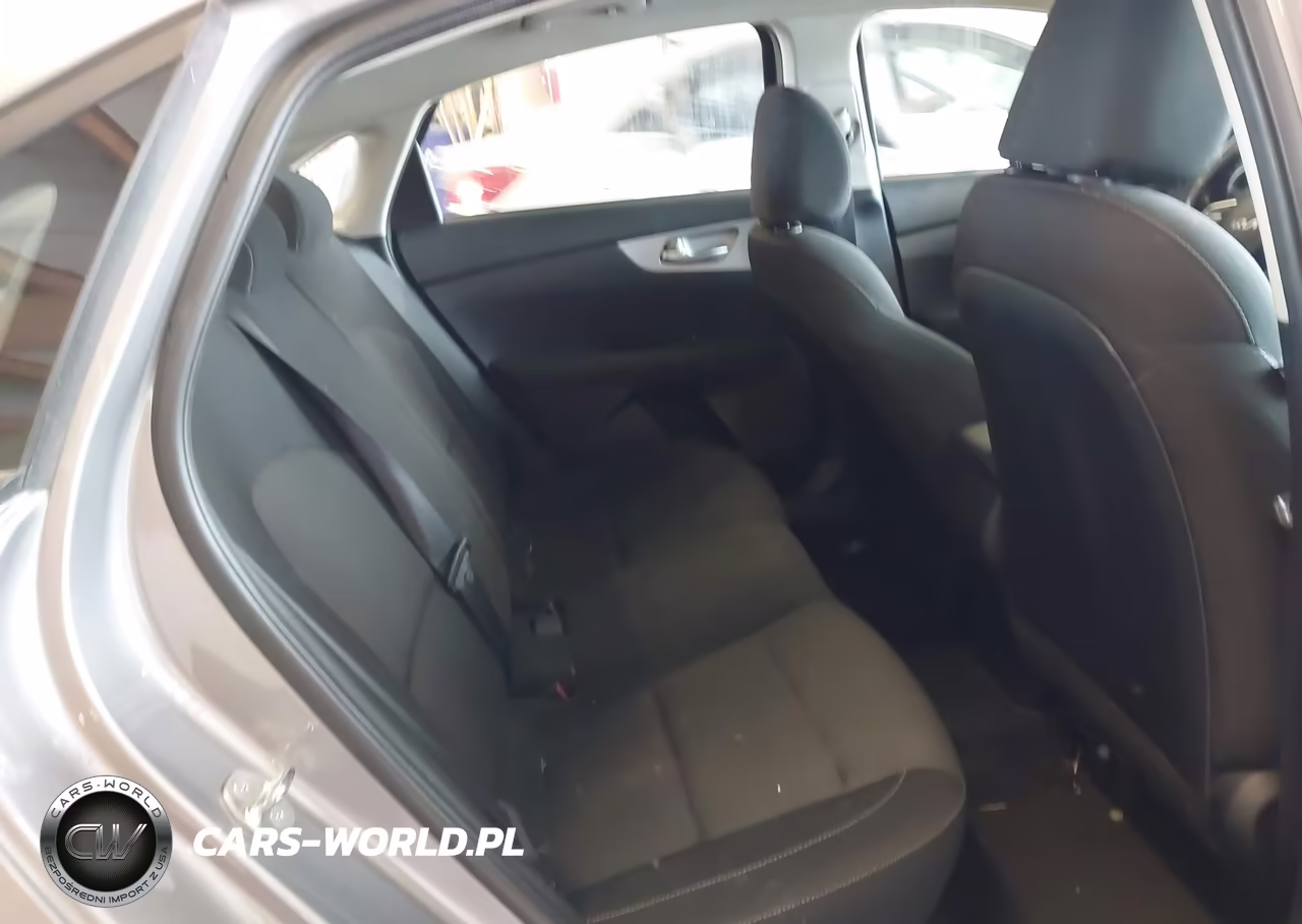 2024 Kia Forte Lxs VIN:3KPF24AD6RE825896 - 8