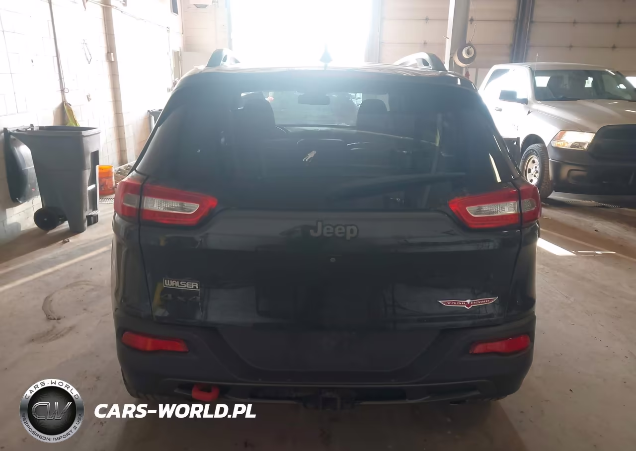 2016 Jeep Cherokee Trailhawk VIN:1C4PJMBS2GW223195 - 16