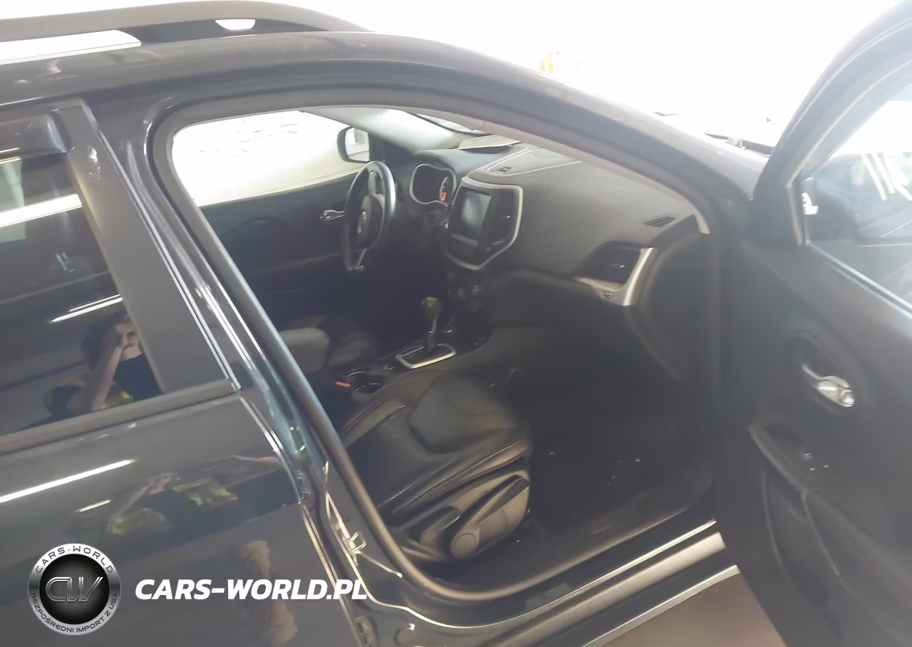 2016 Jeep Cherokee Trailhawk VIN:1C4PJMBS2GW223195 - 5