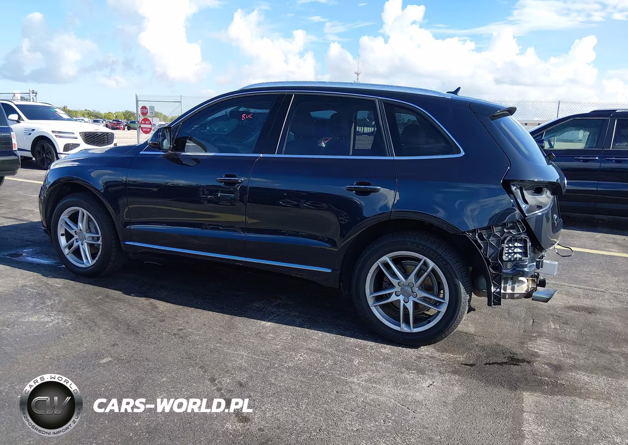 2016 Audi Q5 2.0T Premium VIN:WA1L2AFP4GA118214 - 3
