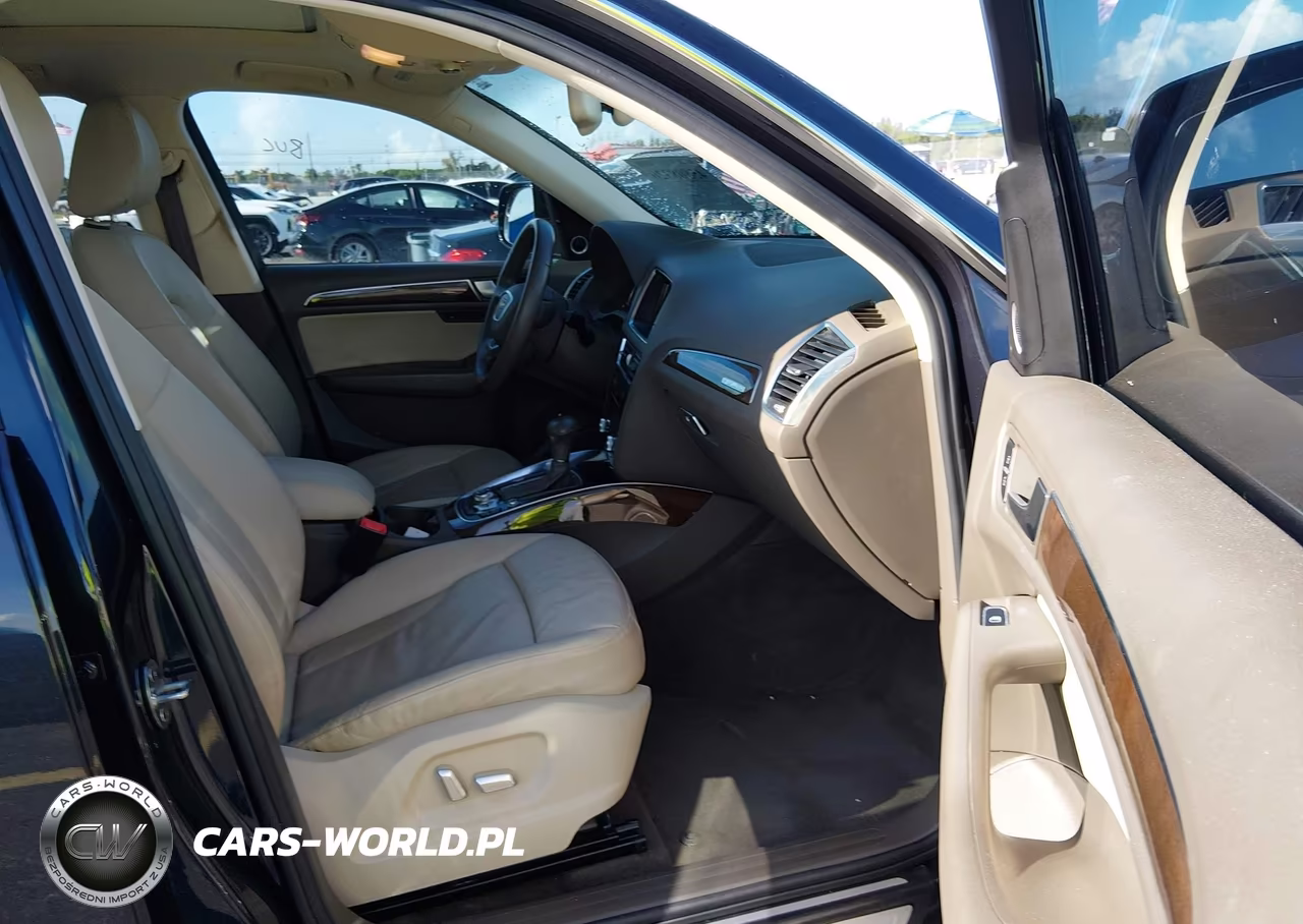 2016 Audi Q5 2.0T Premium VIN:WA1L2AFP4GA118214 - 5