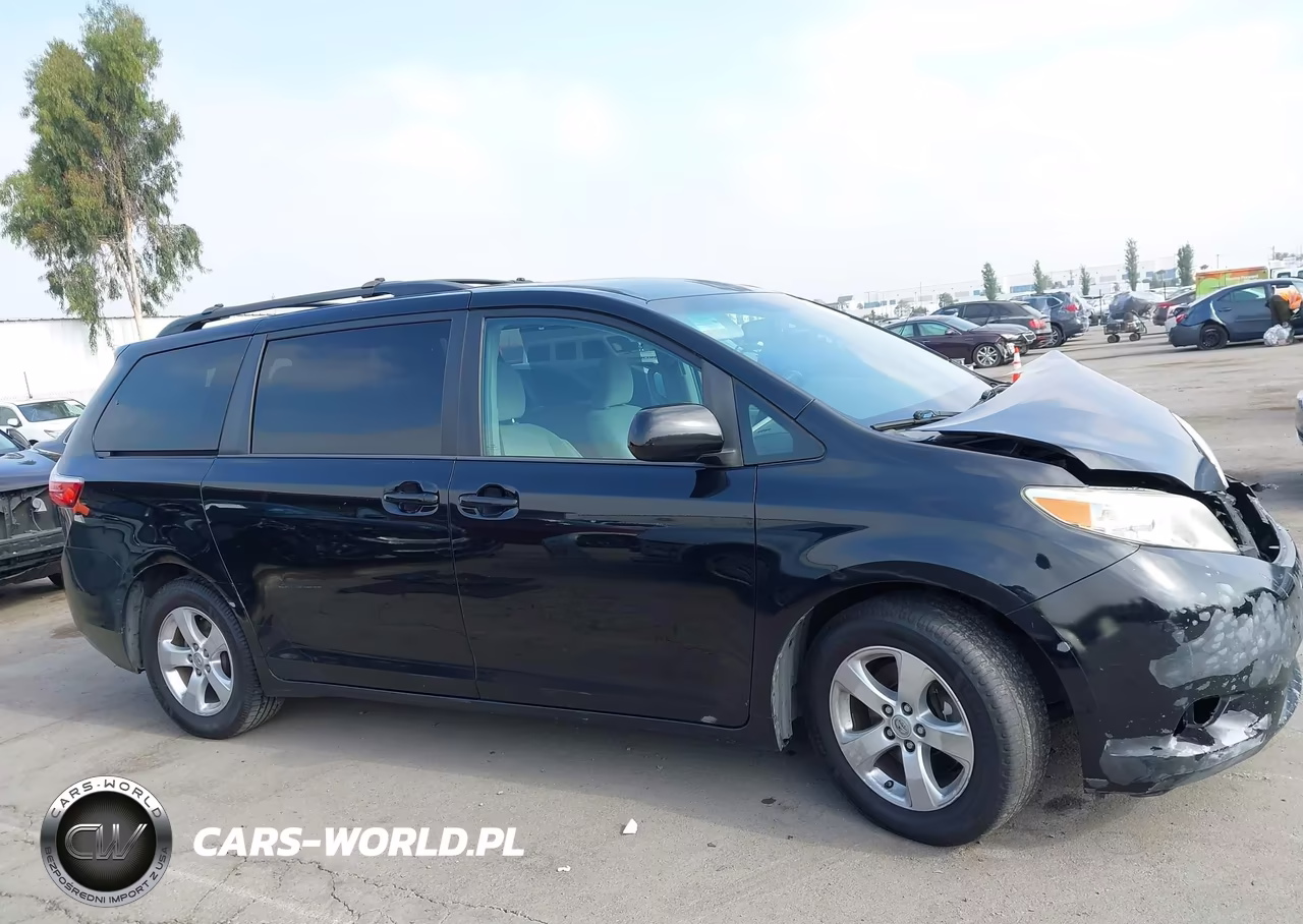 2016 Toyota Sienna Le 8 Passenger VIN:5TDKK3DC5GS750266 - 13