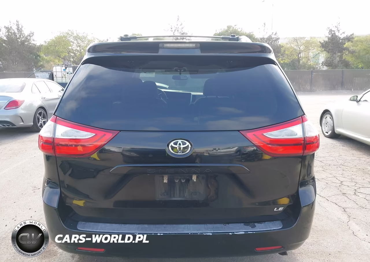 2016 Toyota Sienna Le 8 Passenger VIN:5TDKK3DC5GS750266 - 16