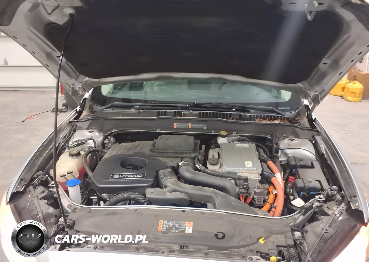 2018 Ford Fusion Hybrid S VIN:3FA6P0UU9JR271584 - 10