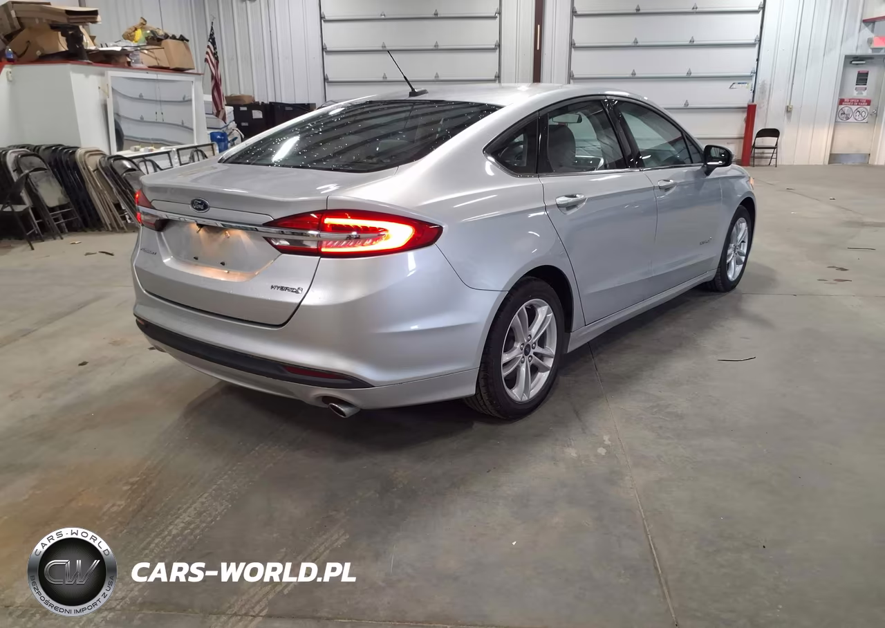 2018 Ford Fusion Hybrid S VIN:3FA6P0UU9JR271584 - 4