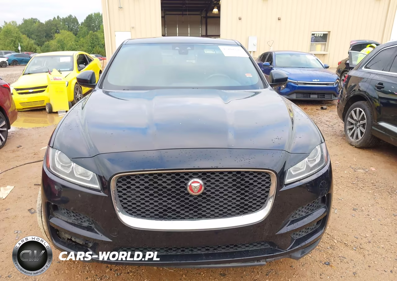 2017 Jaguar F-Pace 35T Premium VIN:SADCJ2BV6HA489366 - 12
