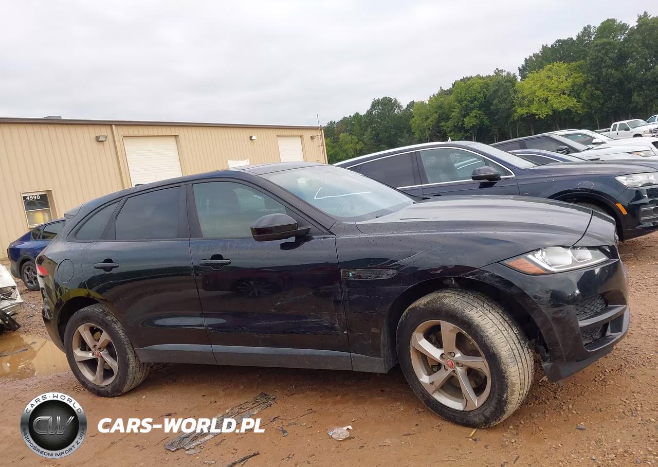 2017 Jaguar F-Pace 35T Premium VIN:SADCJ2BV6HA489366 - 13