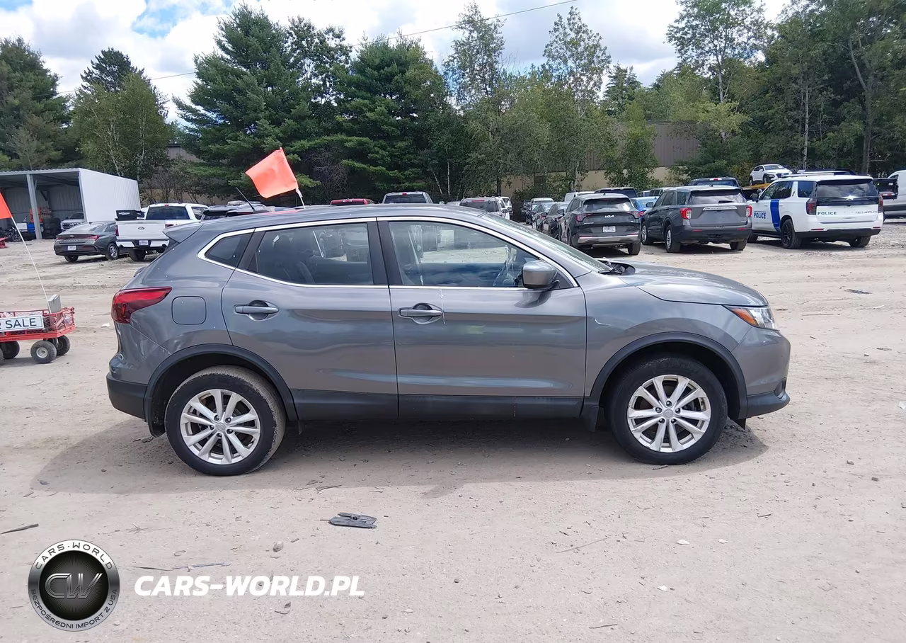 2017 Nissan Rogue Sport S VIN:JN1BJ1CP1HW033069 - 13