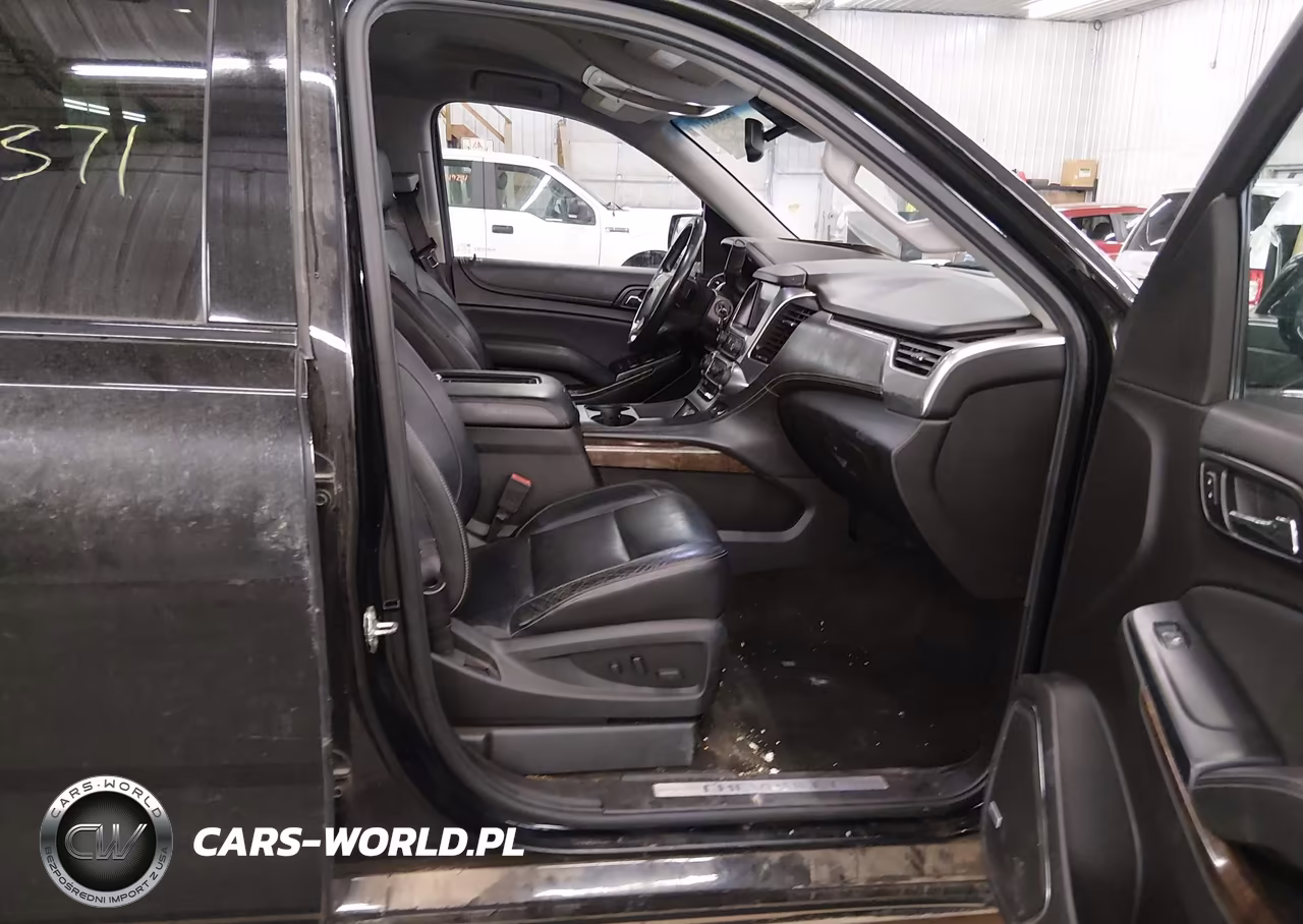 2016 Chevrolet Suburban Lt VIN:1GNSKHKC9GR447593 - 5