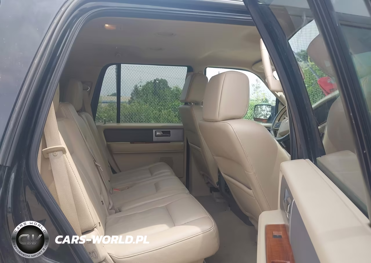 2008 Ford Expedition Eddie Bauer-King Ranch VIN:1FMFU18528LA69637 - 8