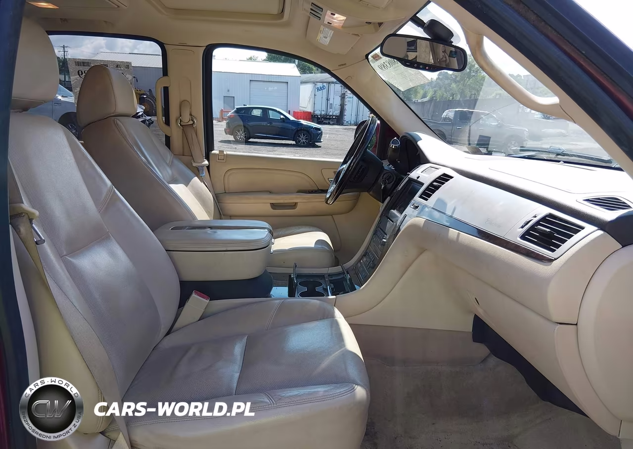 2008 Cadillac Escalade VIN:1GYFK63898R251805 - 5