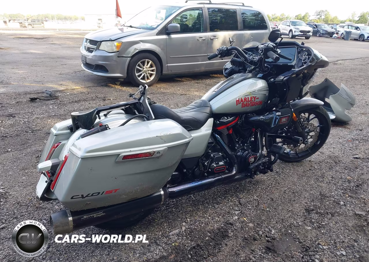 2025 Harley-Davidson Fltrxstse VIN:1HD1TL818SB956441 - 4