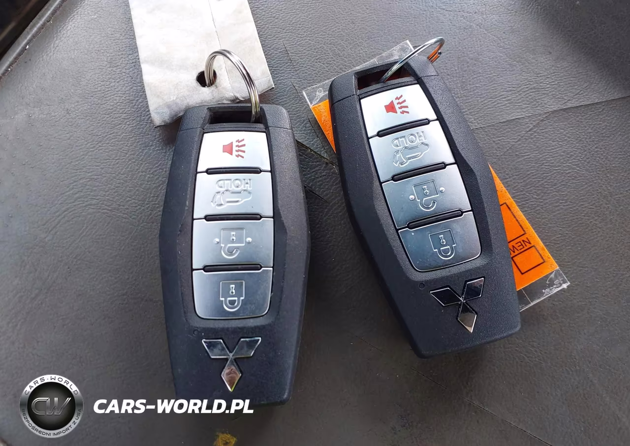 2026 Mitsubishi Outlander VIN:JA4J3VAB3TZ031908 - 11