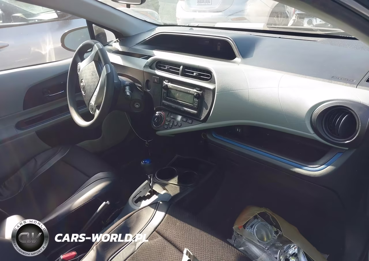2012 Toyota Prius C Two VIN:JTDKDTB37C1009783 - 5