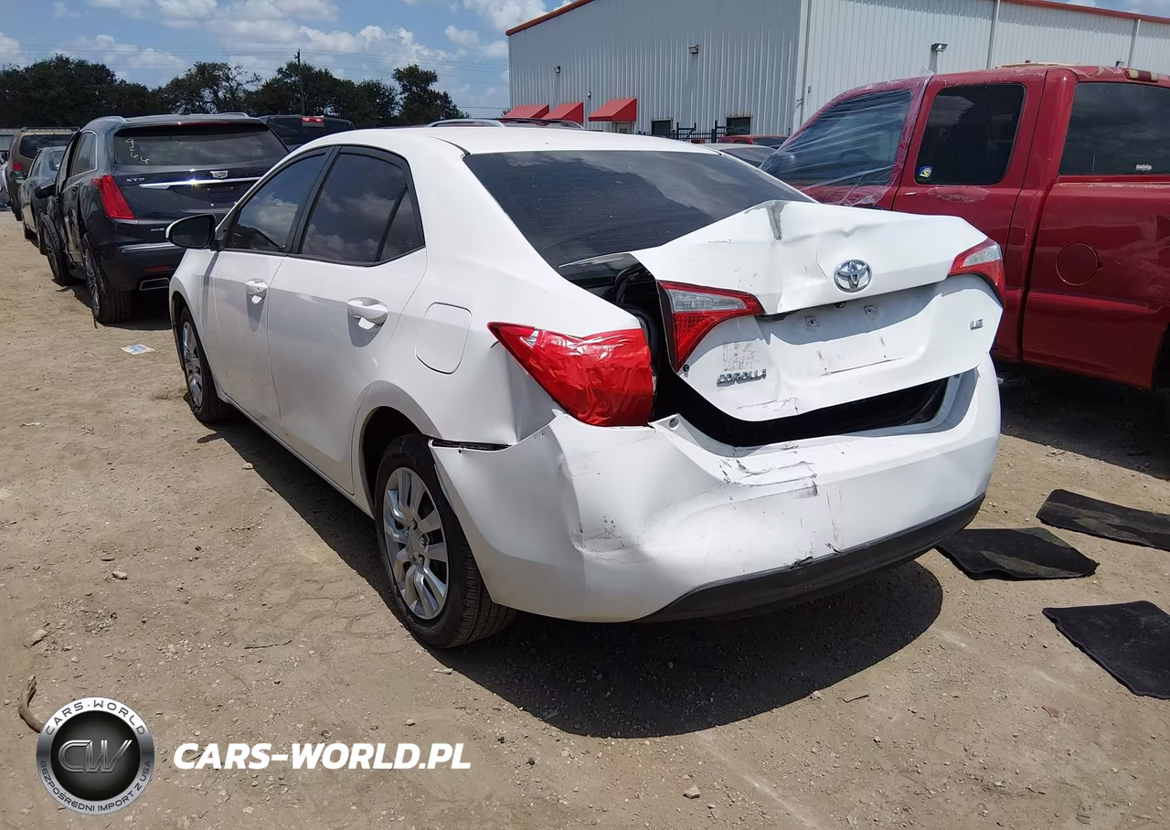2016 Toyota Corolla L VIN:5YFBURHE0GP431696 - 3