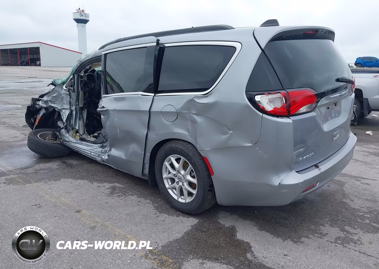 2021 Chrysler Voyager Lxi VIN:2C4RC1DG2MR511734 - 3