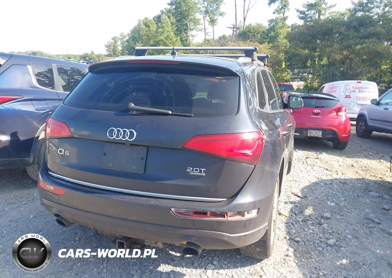 2015 Audi Q5 2.0T Premium VIN:WA1LFAFPXFA117877 - 4