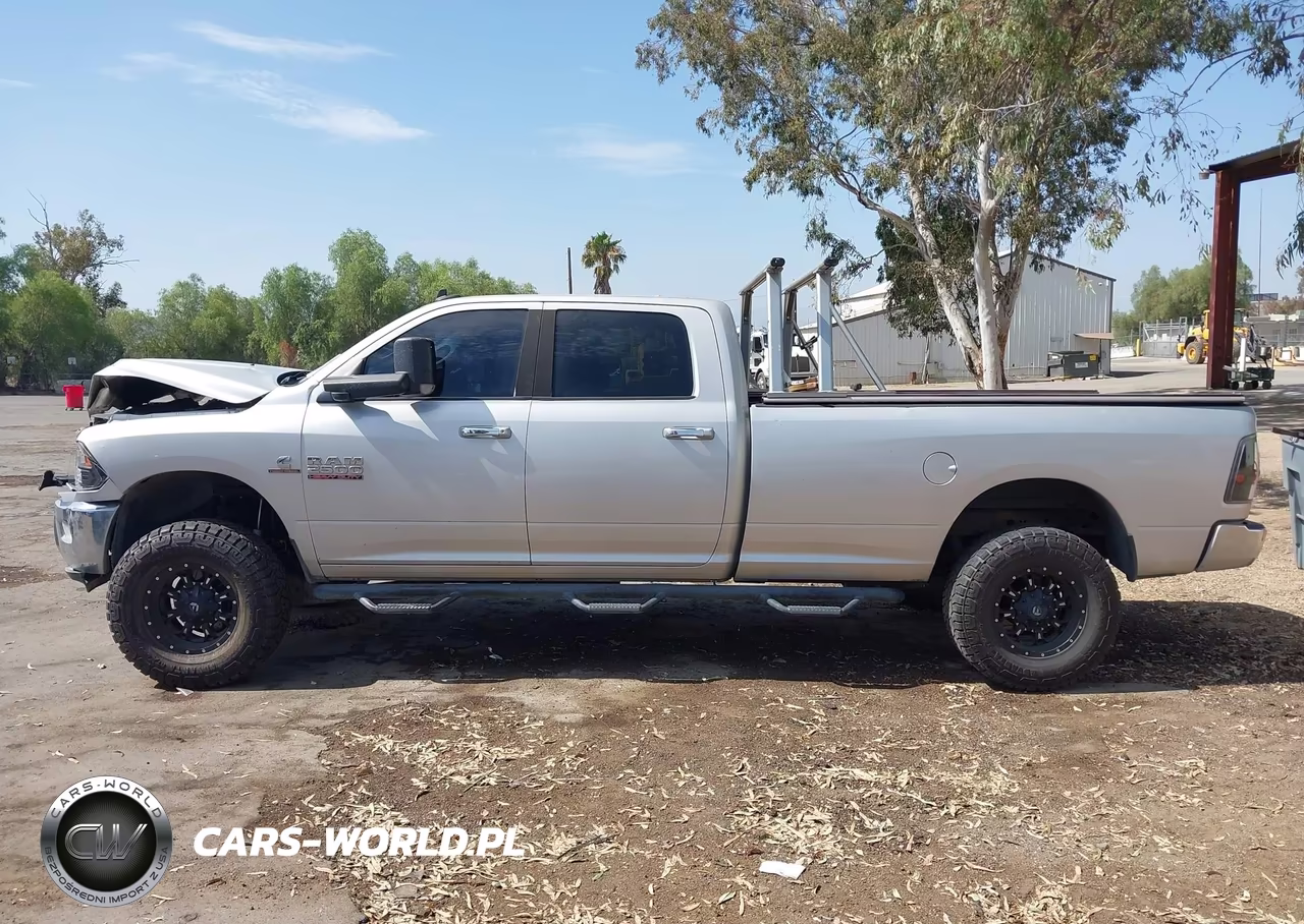2016 Ram 2500 Big Horn VIN:3C6UR5JL1GG369072 - 14