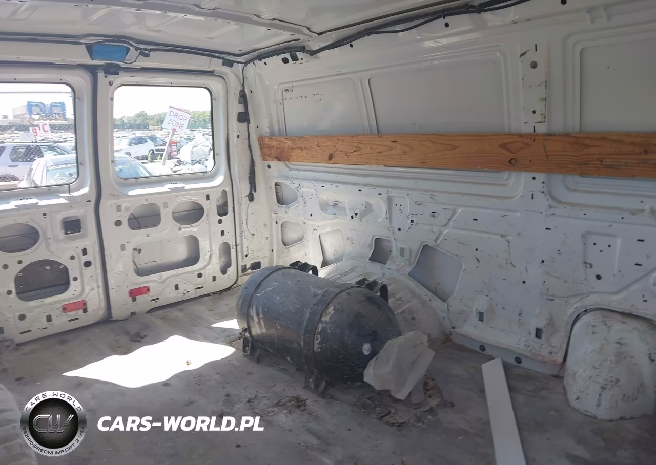 2011 Ford E-250 Commercial VIN:1FTNE2EL8BDA19638 - 8