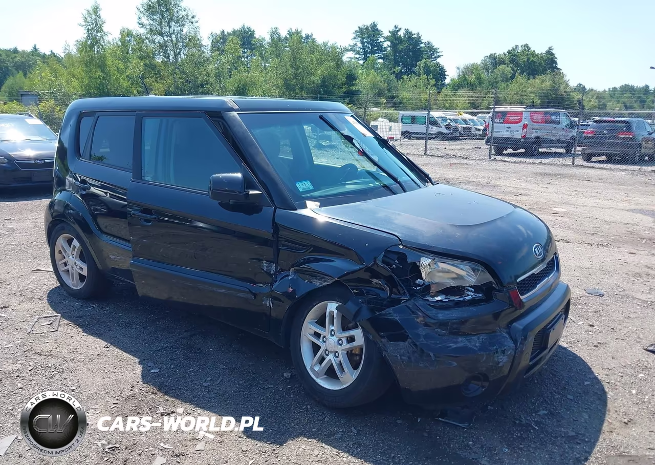 2011 Kia Soul +