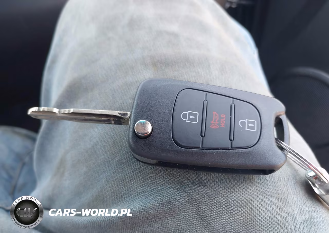 2011 Kia Soul + VIN:KNDJT2A24B7732892 - 11