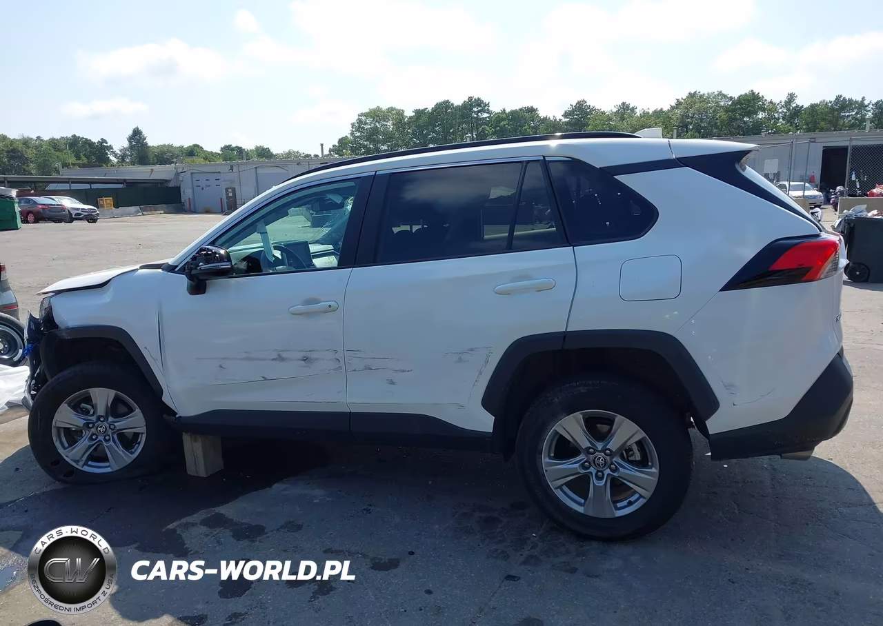 2025 Toyota Rav4 Xle VIN:2T3P1RFV2SW610435 - 15