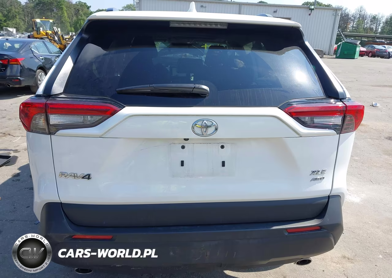 2025 Toyota Rav4 Xle VIN:2T3P1RFV2SW610435 - 17