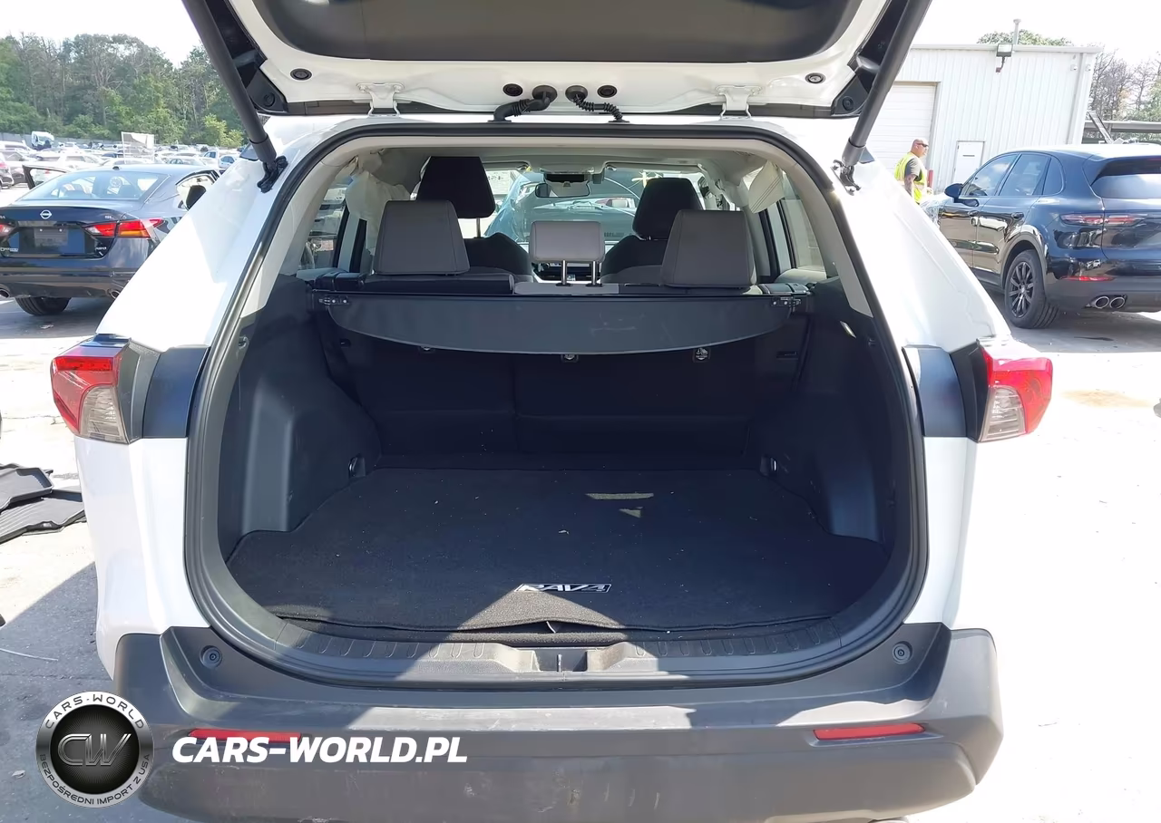 2025 Toyota Rav4 Xle VIN:2T3P1RFV2SW610435 - 19