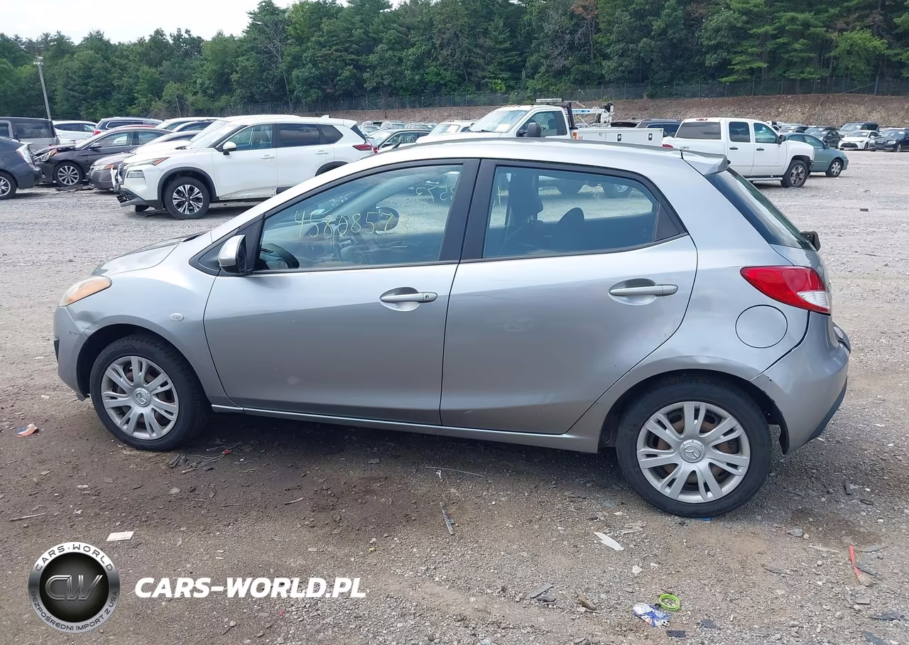 2012 Mazda Mazda2 Sport VIN:JM1DE1KZ1C0137036 - 14