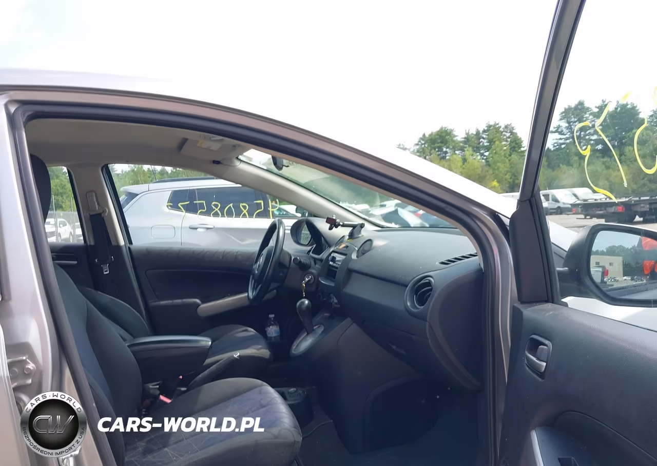 2012 Mazda Mazda2 Sport VIN:JM1DE1KZ1C0137036 - 5