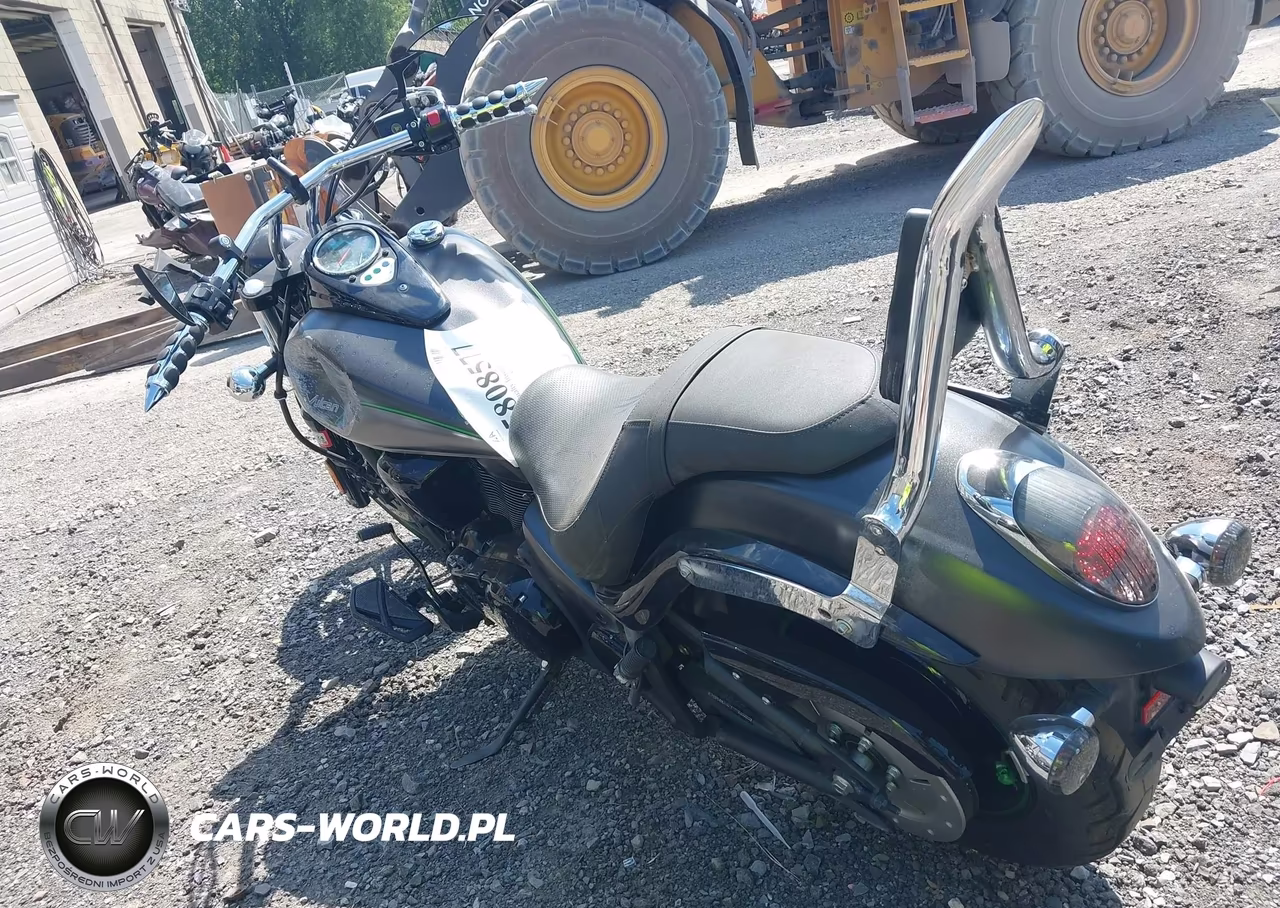 2017 Kawasaki Vn900 C VIN:JKAVN2C12HA068498 - 3
