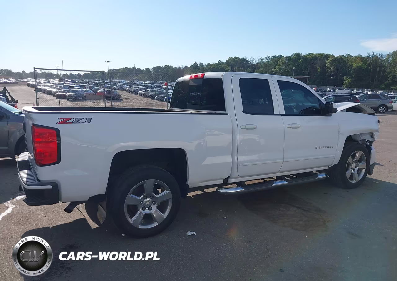 2018 Chevrolet Silverado 1500 2Lt VIN:1GCVKRECXJZ343337 - 13