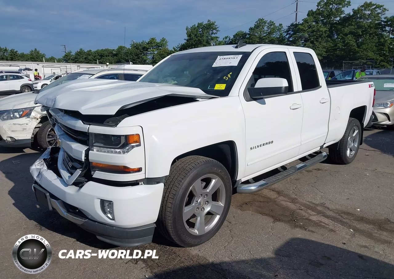 2018 Chevrolet Silverado 1500 2Lt VIN:1GCVKRECXJZ343337 - 2
