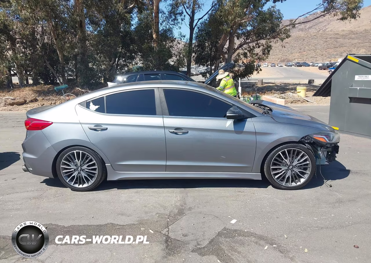 2017 Hyundai Elantra Sport VIN:KMHD04LB8HU359764 - 13