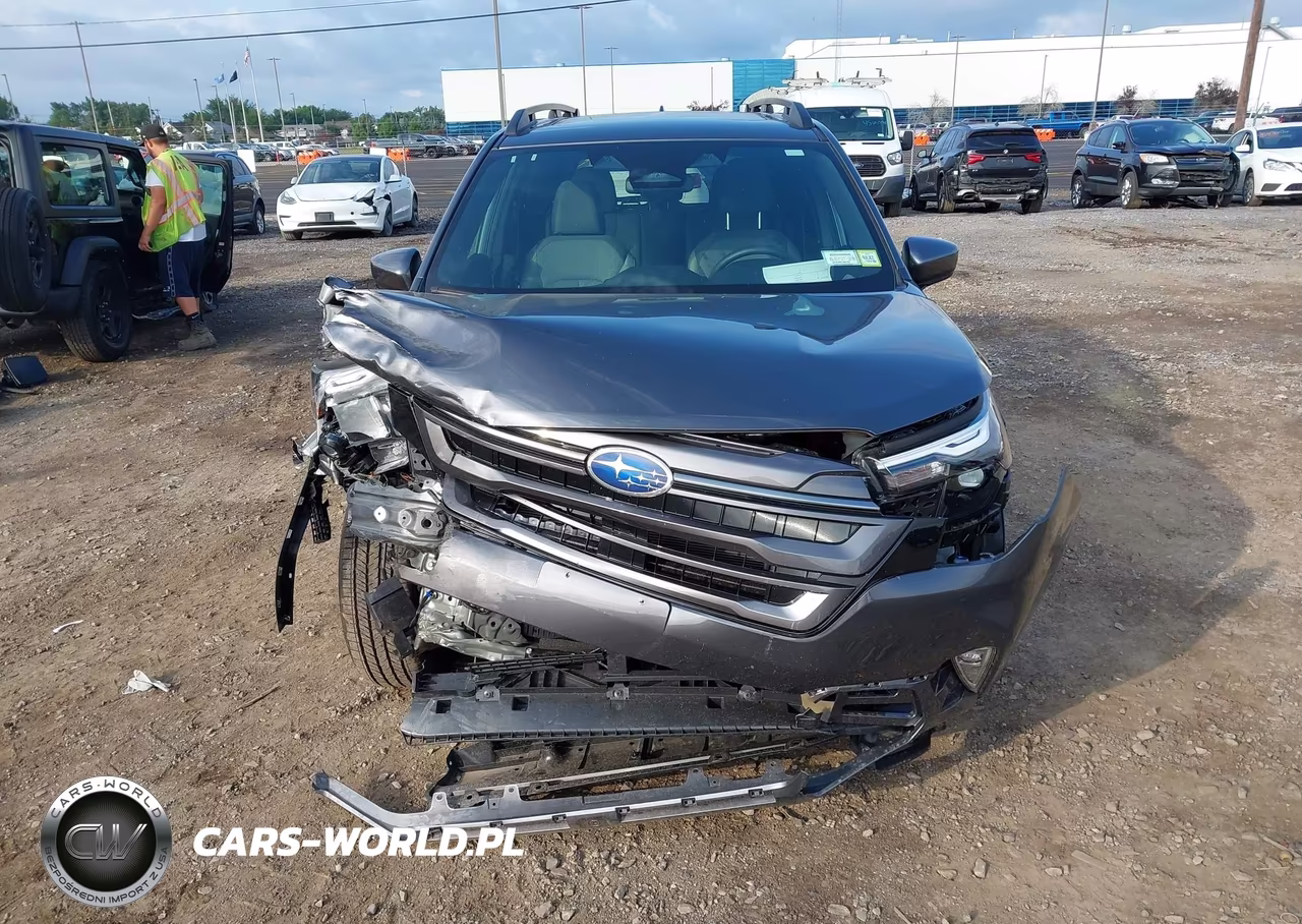 2026 Subaru Forester Premium VIN:4S4SLDD63T3034213 - 13