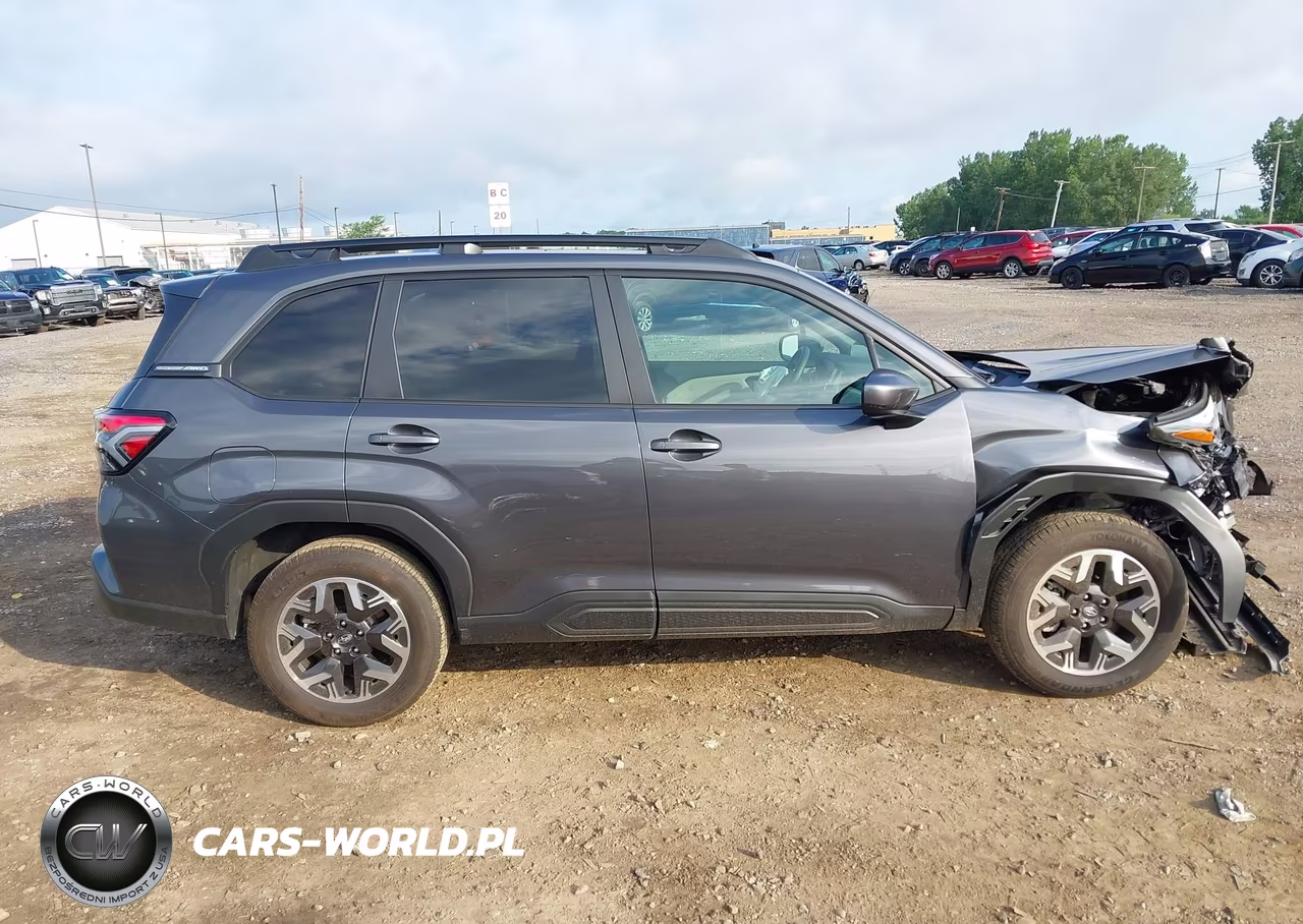 2026 Subaru Forester Premium VIN:4S4SLDD63T3034213 - 14
