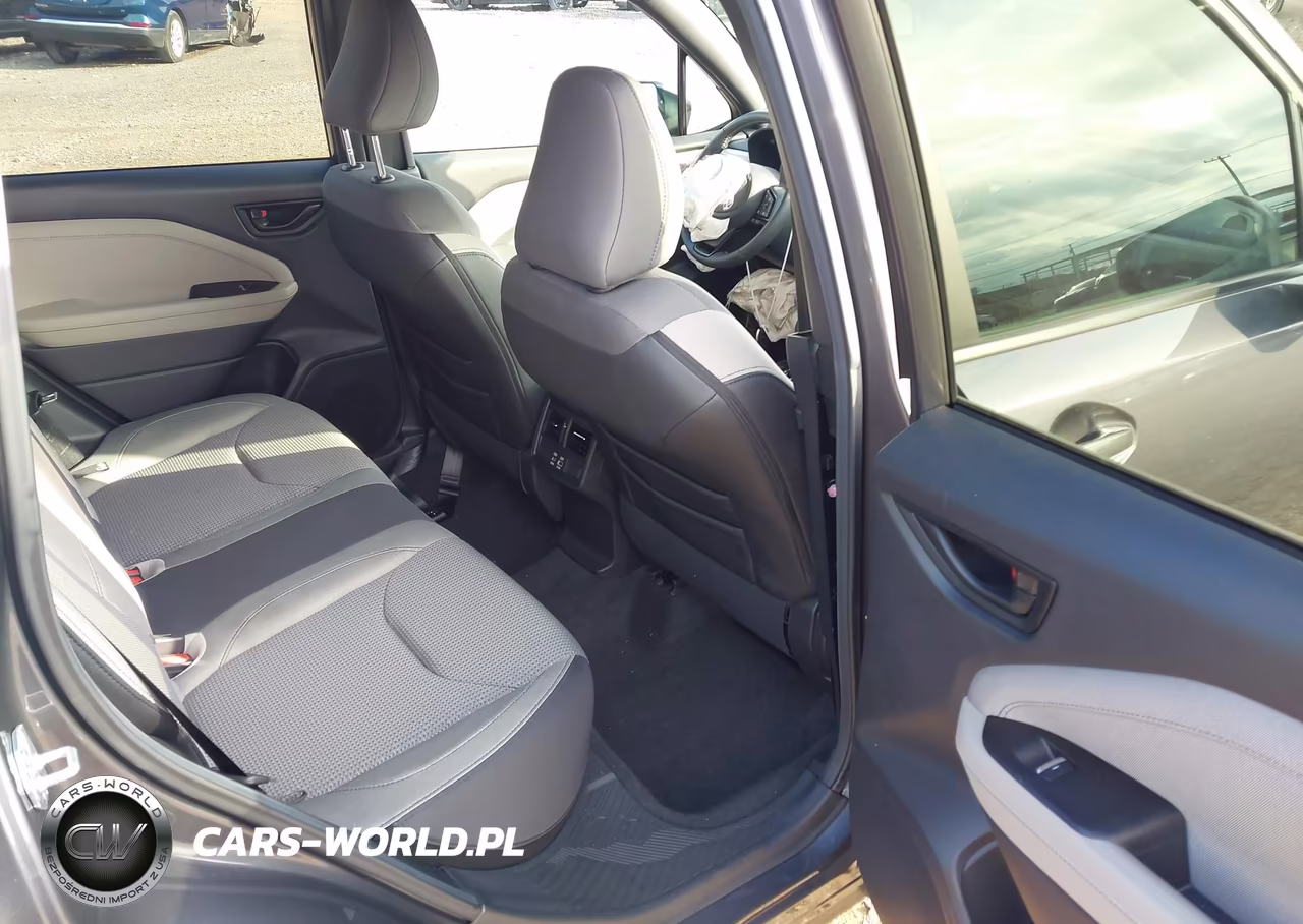 2026 Subaru Forester Premium VIN:4S4SLDD63T3034213 - 8