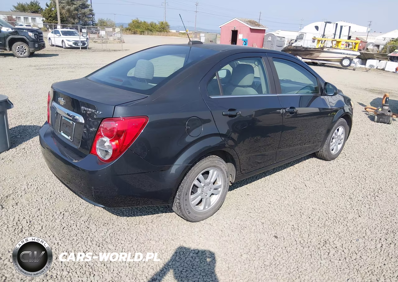 2015 Chevrolet Sonic Lt Auto VIN:1G1JC5SHXF4180495 - 4