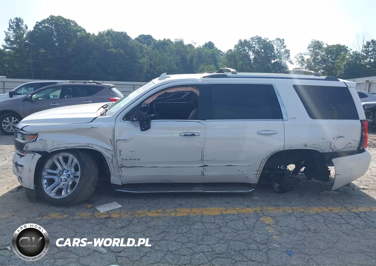 2016 Chevrolet Tahoe Ltz VIN:1GNSKCKC0GR230372 - 14