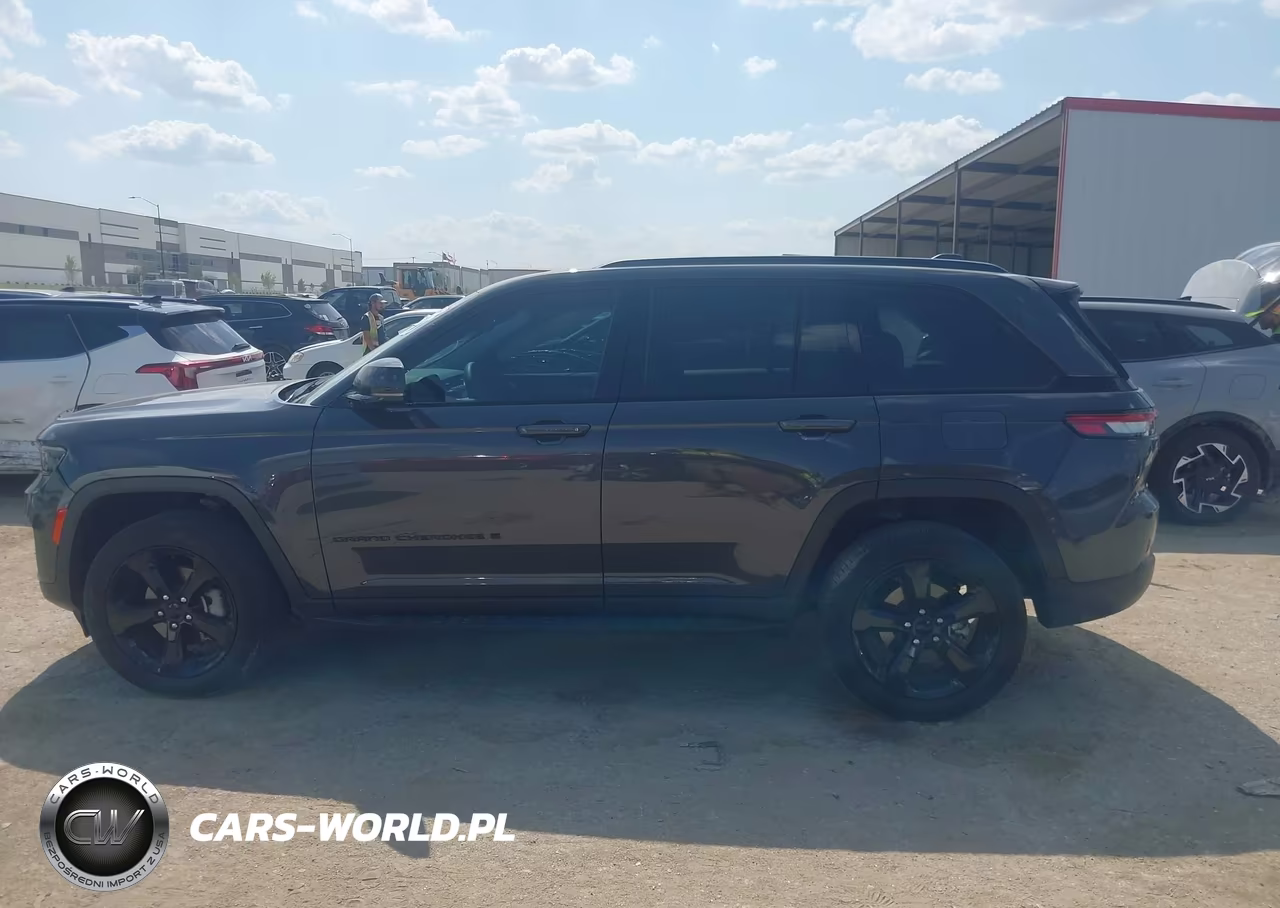 2023 Jeep Grand Cherokee Limited VIN:1C4RJHBG0PC561949 - 14