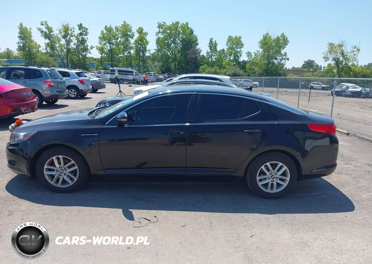 2011 Kia Optima Lx VIN:KNAGM4A71B5094513 - 14