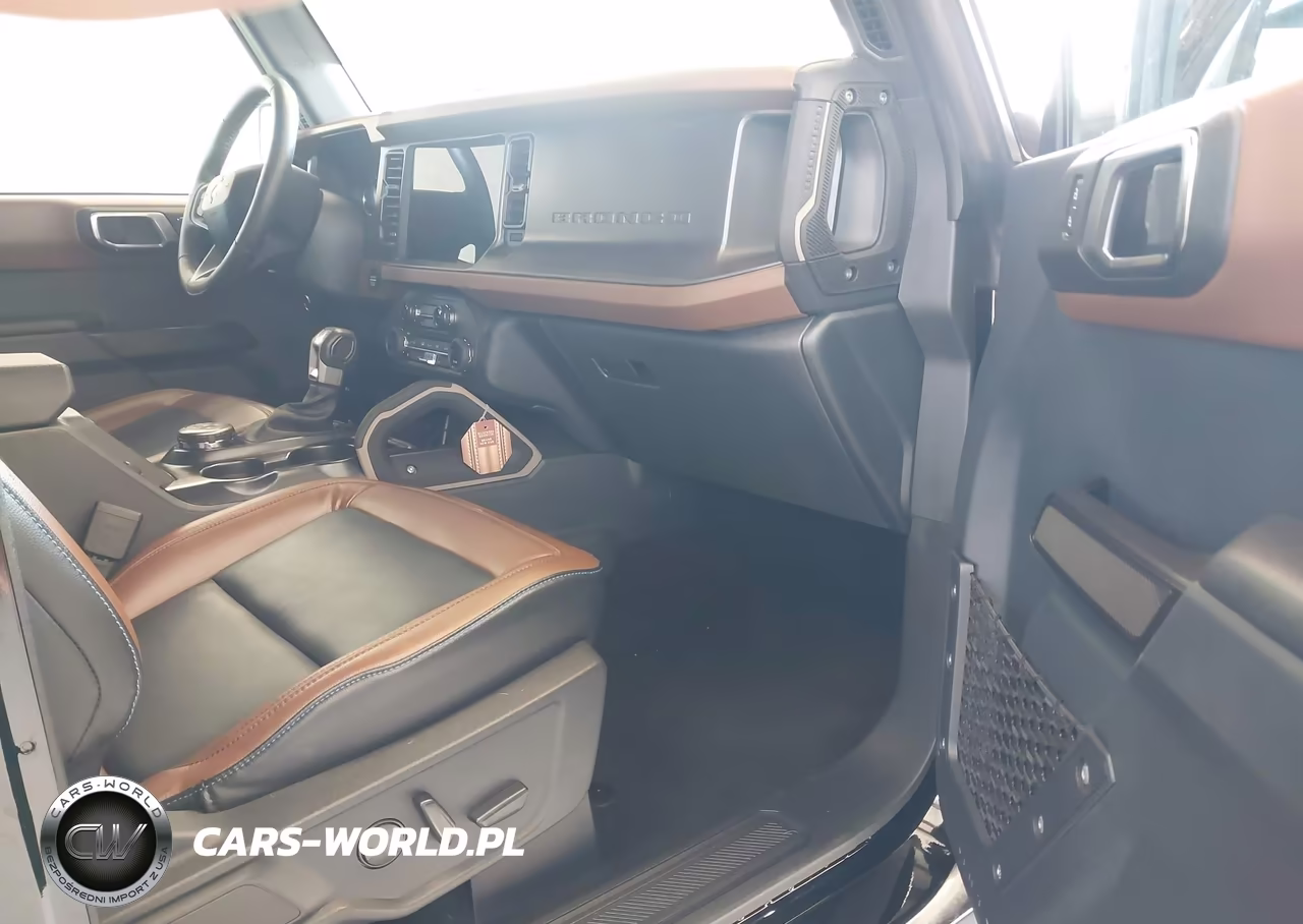 2024 Ford Bronco Outer Banks VIN:1FMDE8BH8RLB24822 - 5