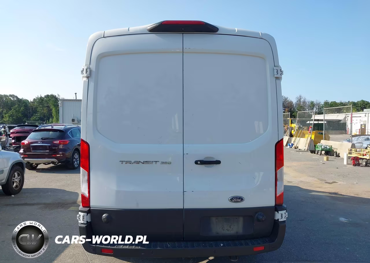 2019 Ford Transit-350 VIN:1FTBW2CM1KKA27300 - 17