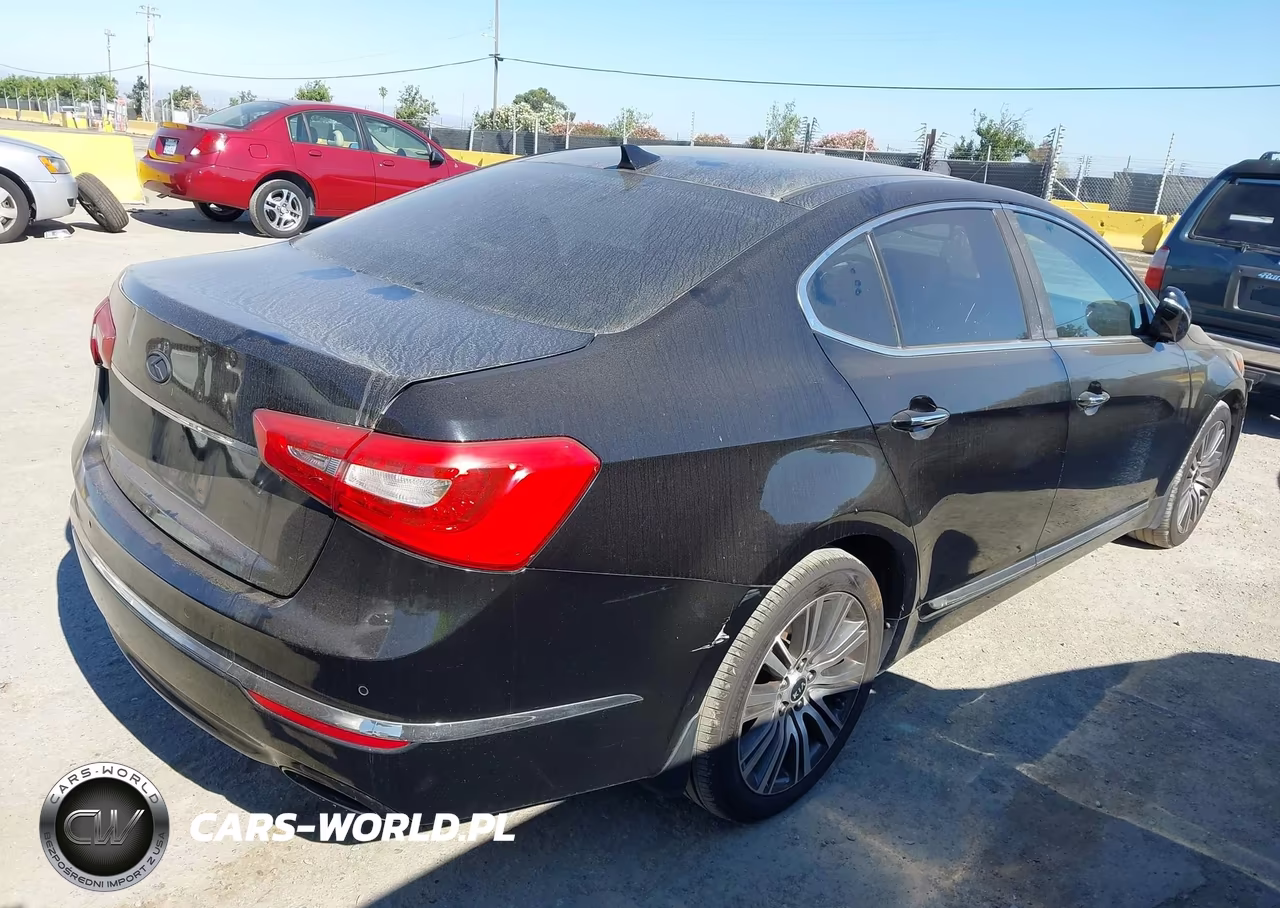 2014 Kia Cadenza Premium VIN:KNALN4D74E5138855 - 4