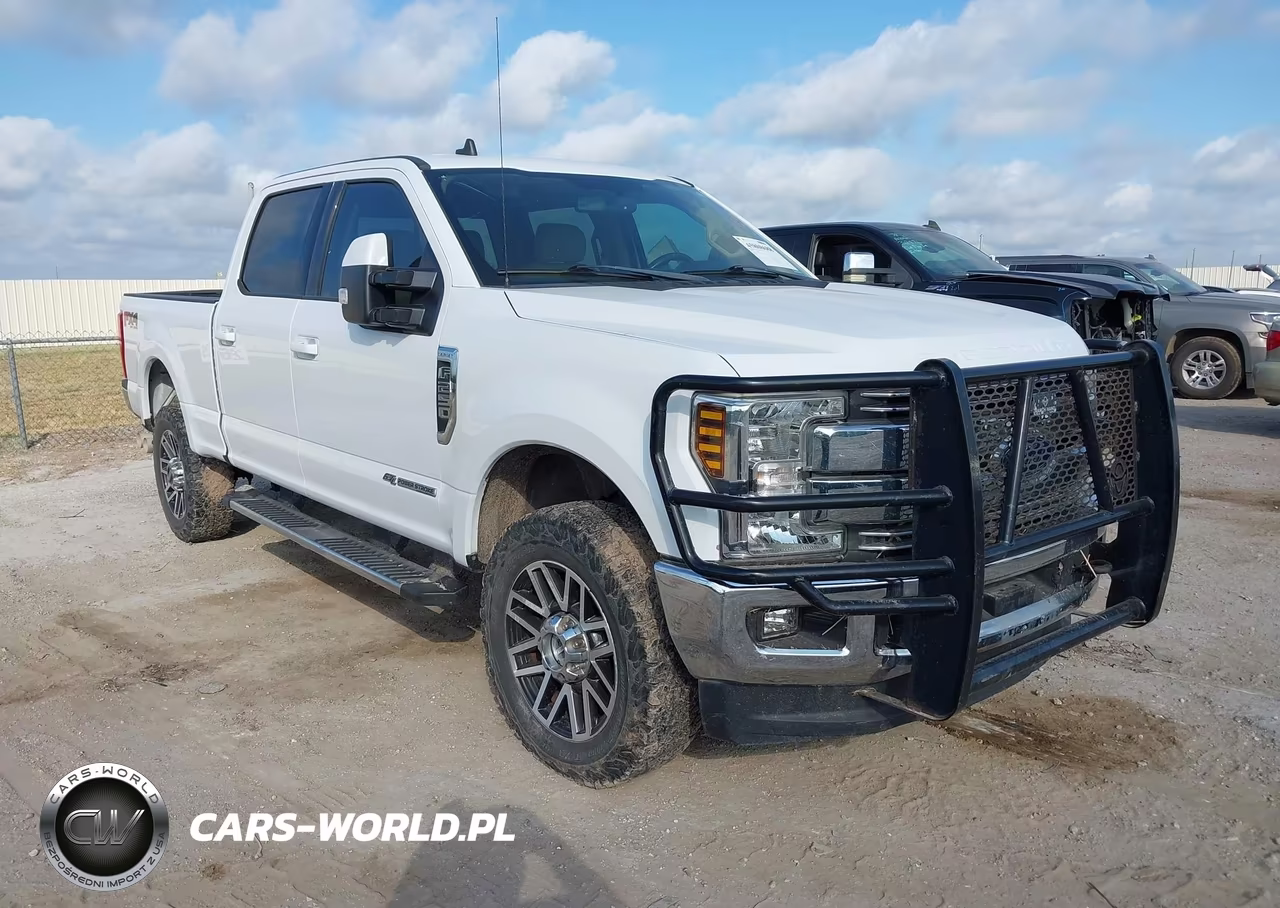 2019 Ford F-250 Lariat – zdjęcie 1 z 14