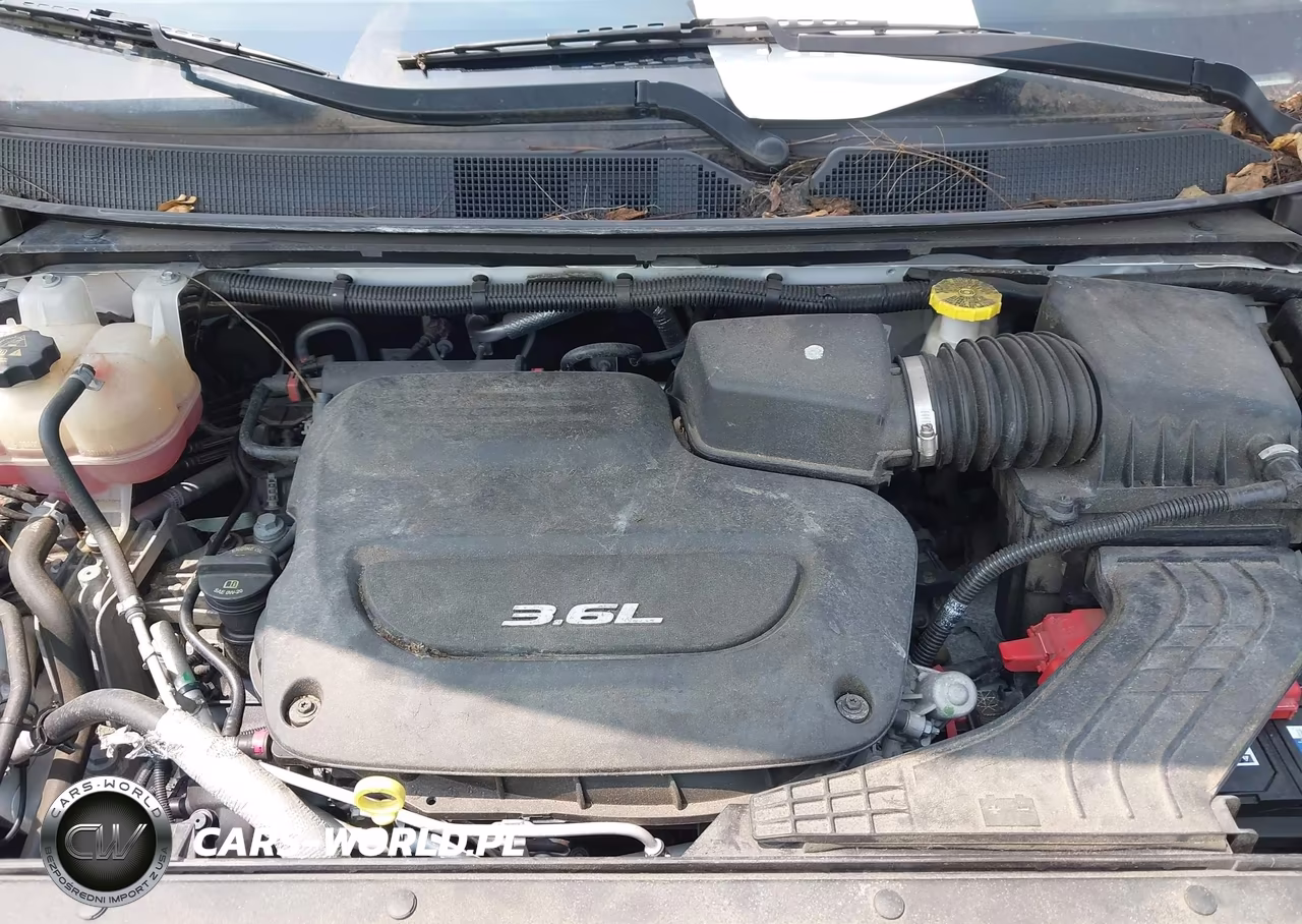 2019 Chrysler Pacifica Touring L VIN:2C4RC1BG0KR526751 - 9