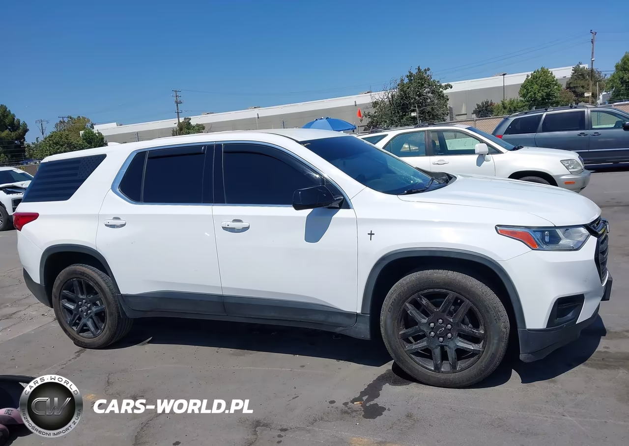2019 Chevrolet Traverse Ls VIN:1GNERFKWXKJ182052 - 13