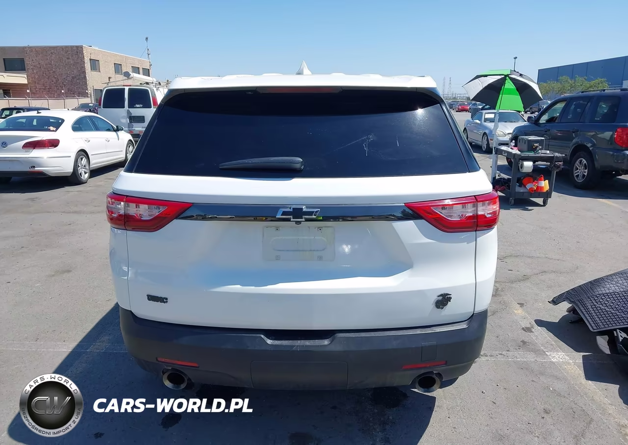 2019 Chevrolet Traverse Ls VIN:1GNERFKWXKJ182052 - 16